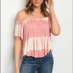 🥂 HP 🥂 Off the shoulder top 💓💓